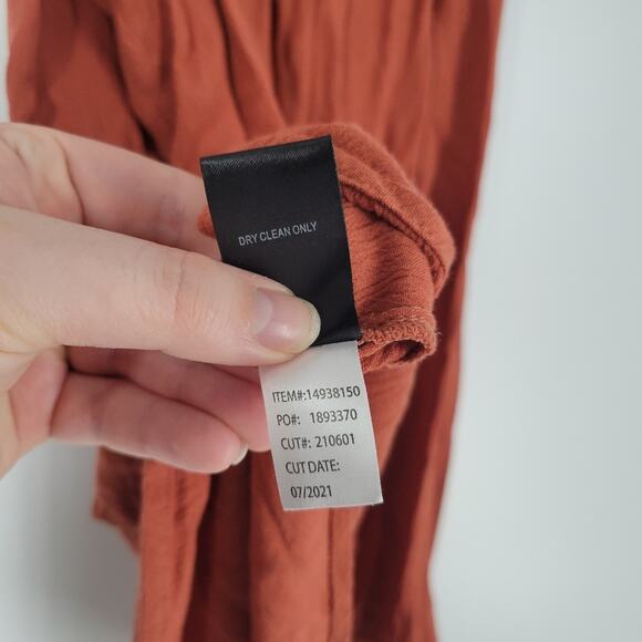 Torrid Orange Crinkle Gauze Crochet Detail Halter Tank 1X - Picture 8 of 10